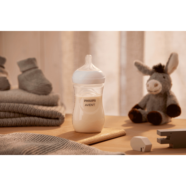 Natural feeding bottle 260ml single white (new shape)
